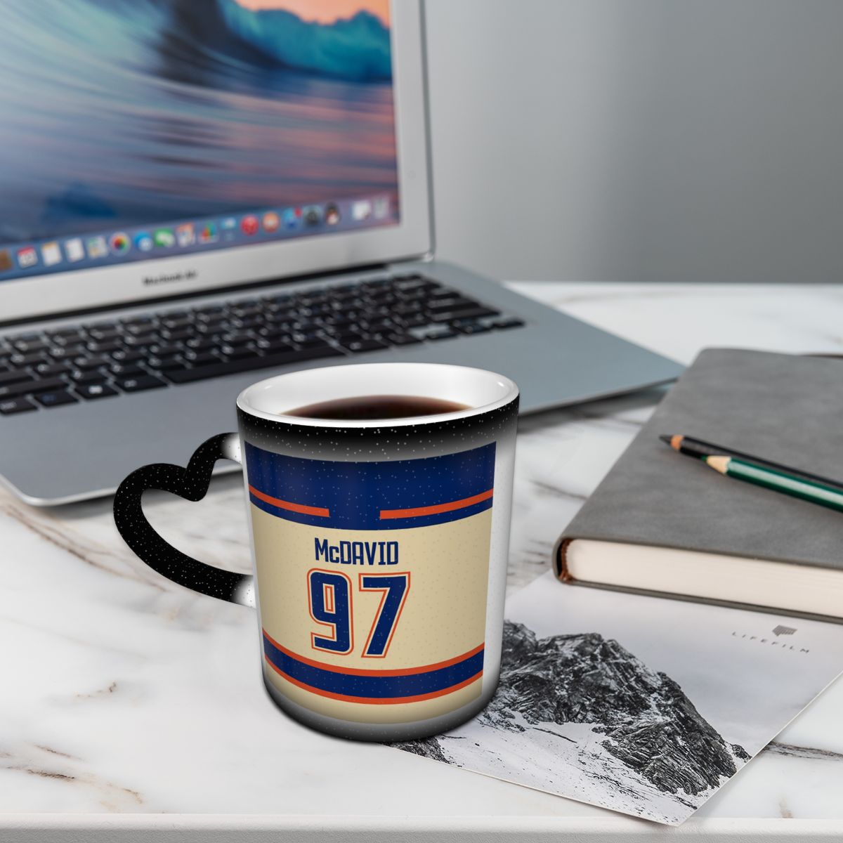 Connor McDavid Alternate Mug F – Alternative To Coffee And Tea Bewertung und Preis