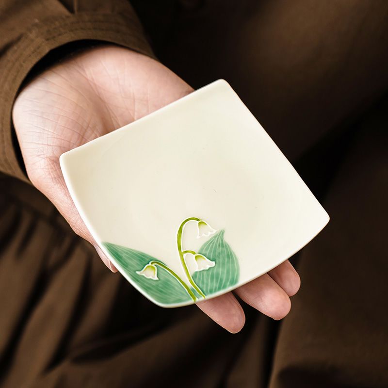 Hand Painted Lily of the Valle – Valley Tea And Coffee Bewertung und Preis